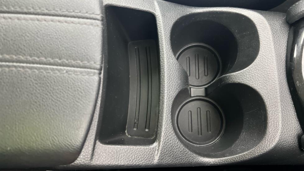 Rear Armrest/ Cup Holder