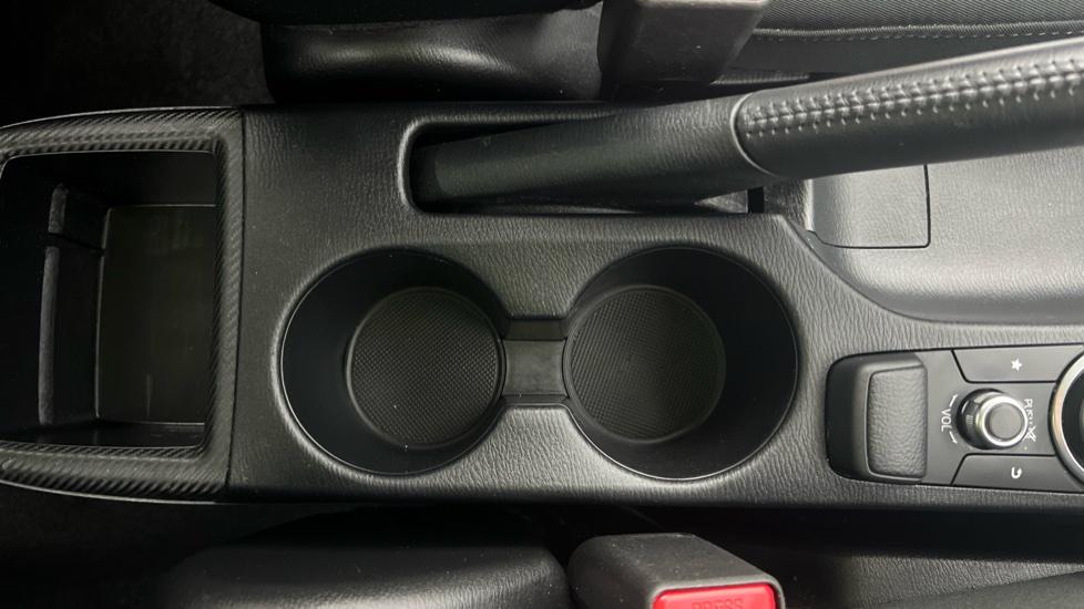 Rear Armrest/ Cup Holder