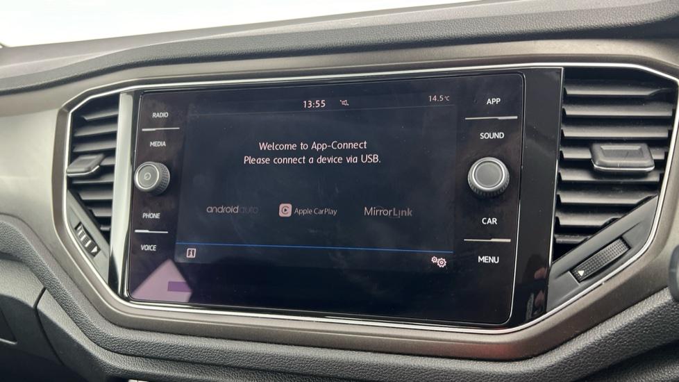 Apple Car Play & Android Auto