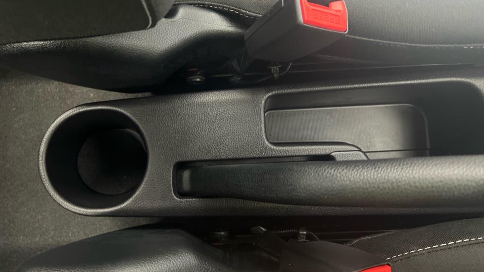 Rear Armrest/ Cup Holder