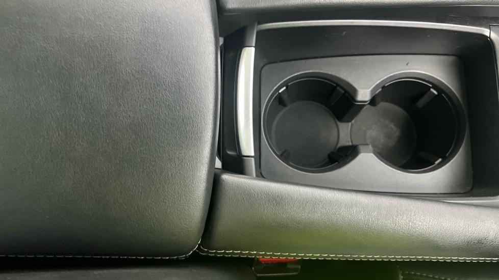 Rear Armrest/ Cup Holder