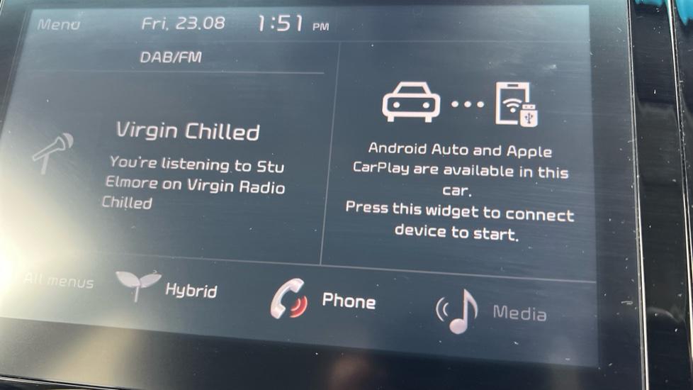 Apple Car Play & Android Auto