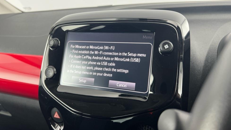 Apple Car Play & Android Auto