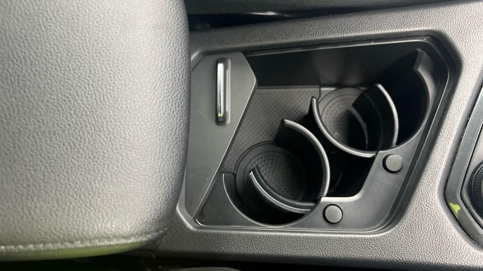 Rear Armrest/ Cup Holder