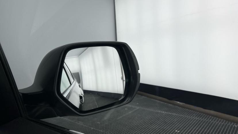 Blind spot monitoring system 