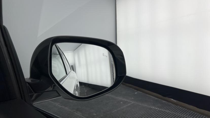 Blind spot monitoring system 