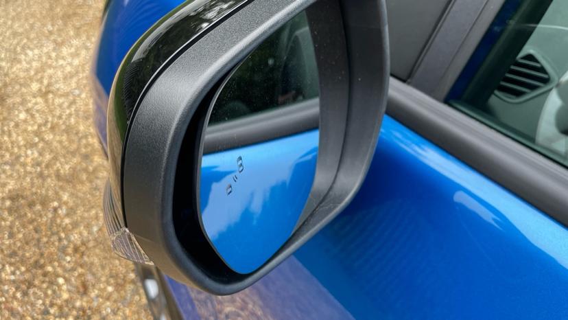 Blind Spot Assist Monitors 