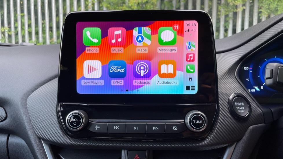 Apple Car Play & Android Auto