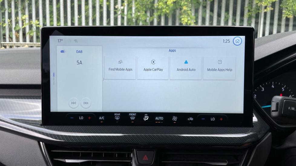 Apple Car Play & Android Auto