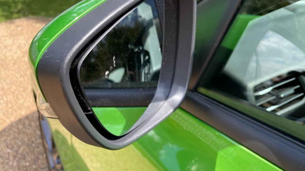 Blind Spot Assist Monitors 