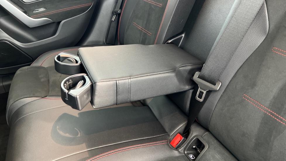 Rear Armrest/ Cup Holder