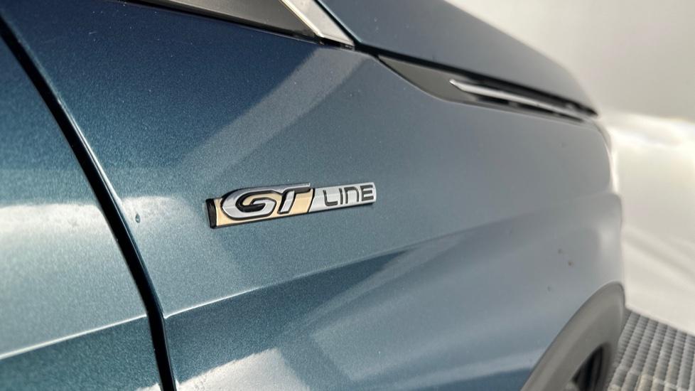 GT Line badging 