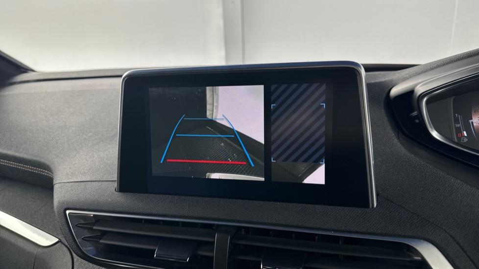 Reversing camera 