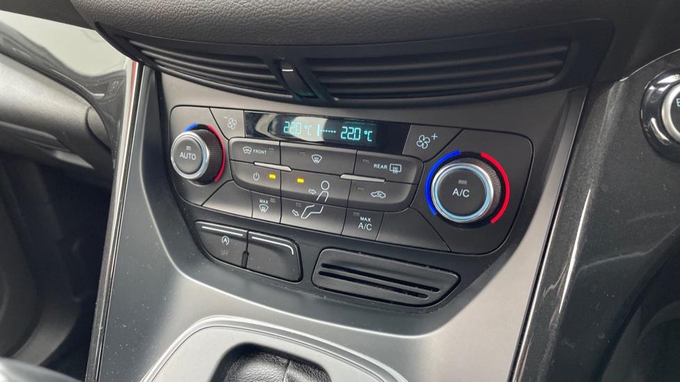 Dual Zone Climate Control 