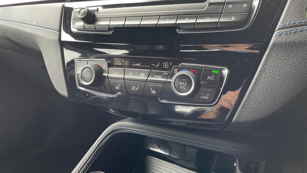 Dual Zone Climate Control 