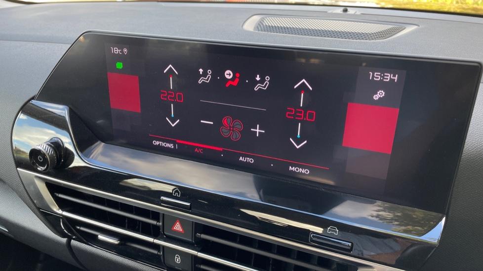 Dual Zone Climate Control 