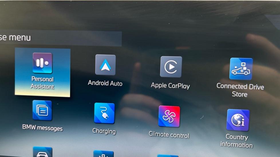 Apple Car Play & Android Auto