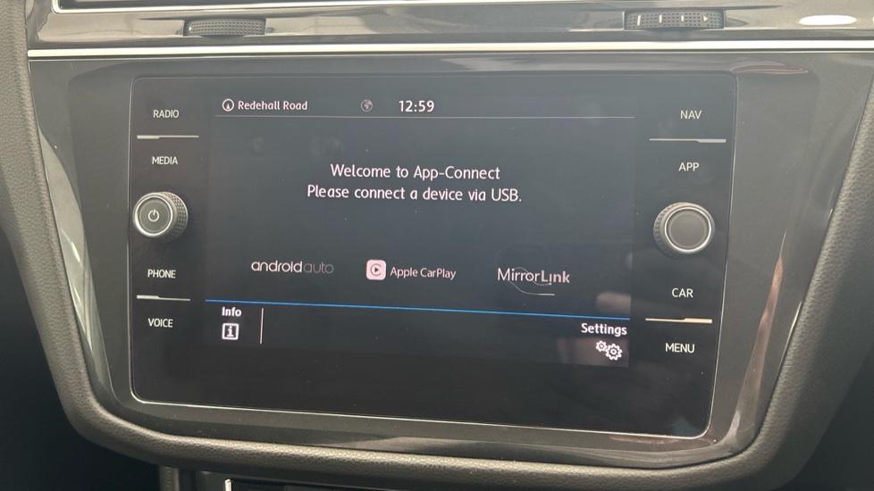 Apple Car Play