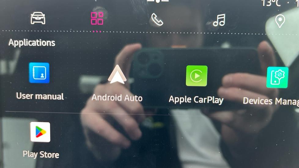 Apple Car Play & Android Auto