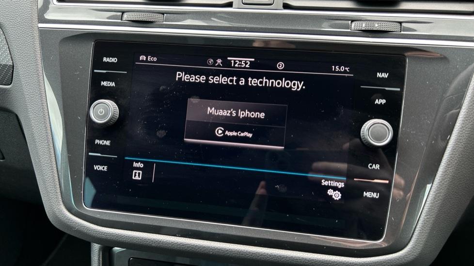 Apple Car Play & Android Auto