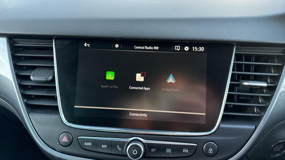 Apple Car Play & Android Auto