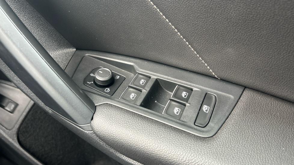 Used 2019 GREY Volkswagen Tiguan 2.0 TDi 150 RLine 5dr, 36,739 miles