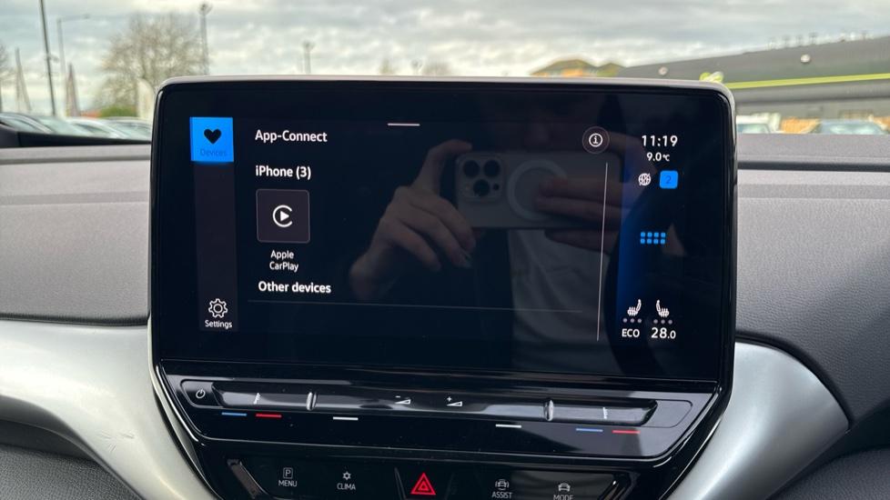 Apple Car Play & Android Auto