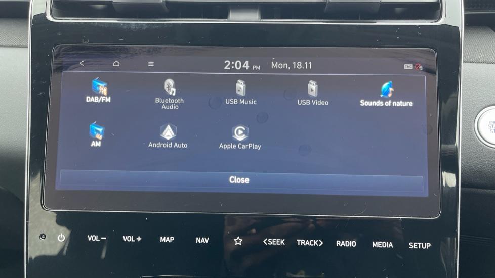 Apple Car Play & Android Auto