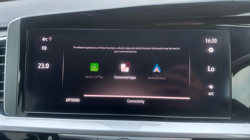 Apple Car Play & Android Auto