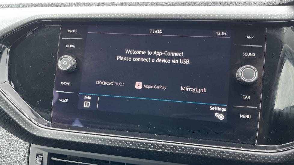 Apple Car Play