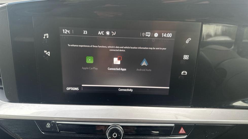 Apple Car Play & Android Auto