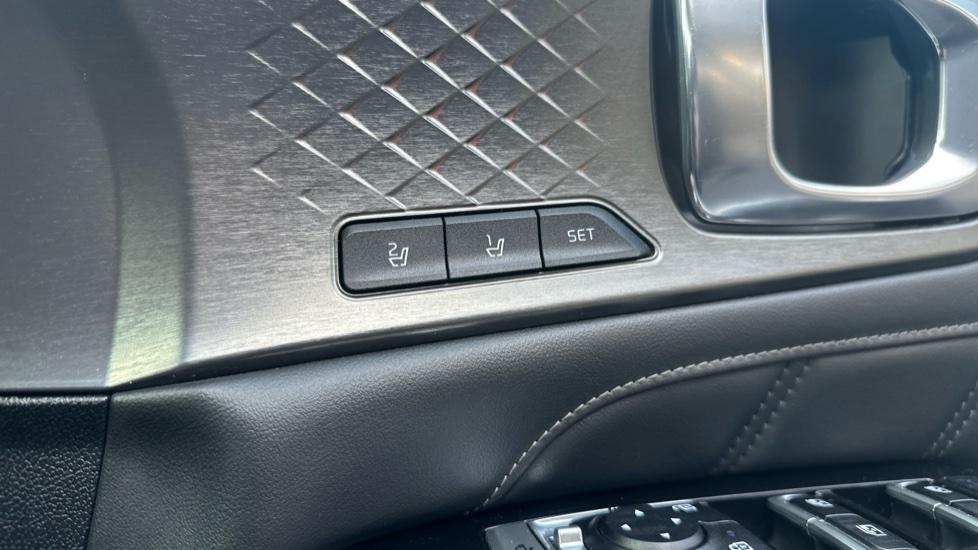 Seat memory