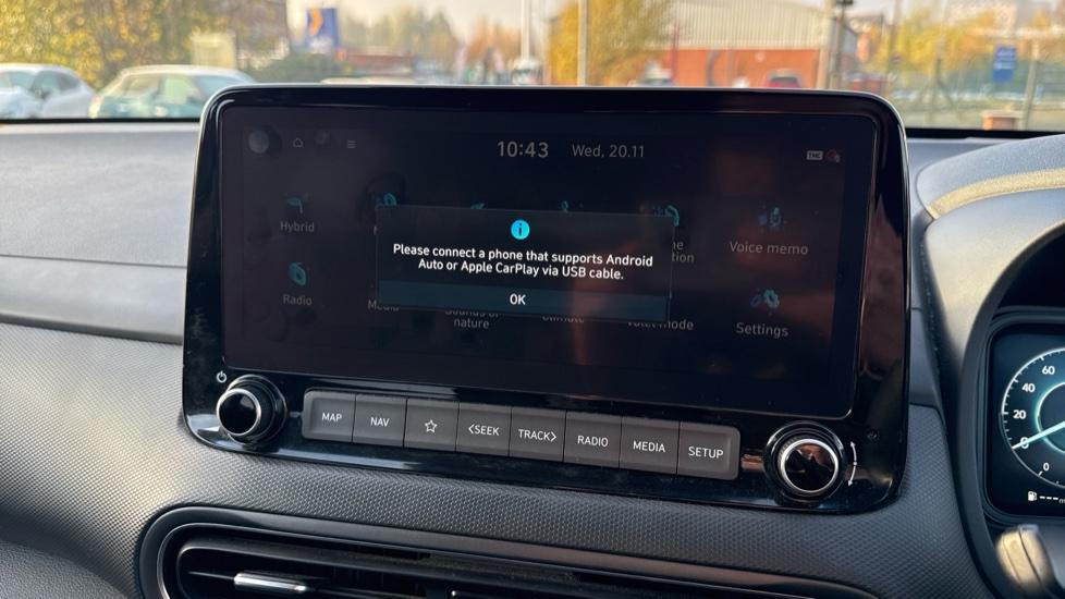 Apple Car Play & Android Auto