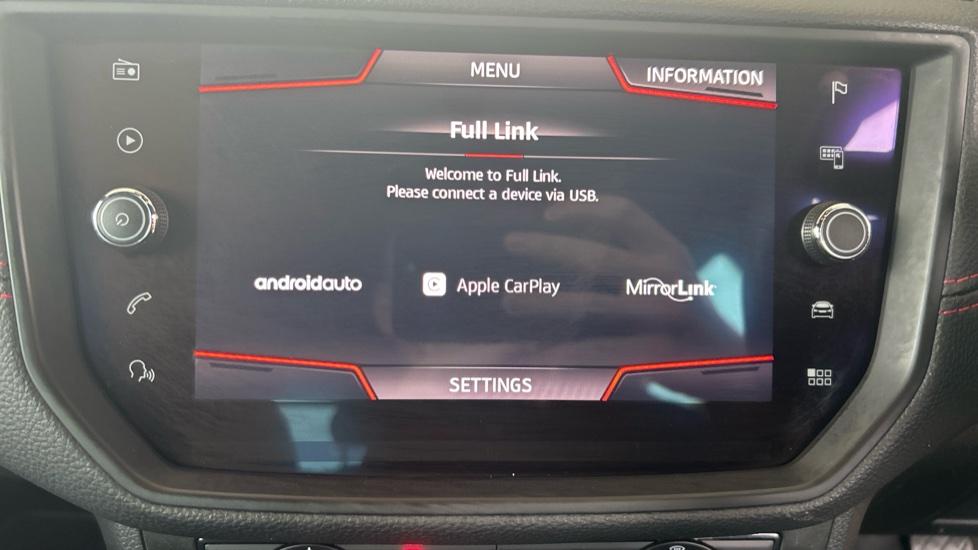 Apple Car Play