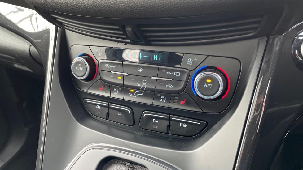 Dual Zone Climate Control 