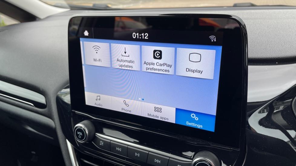 Apple Car Play & Android Auto