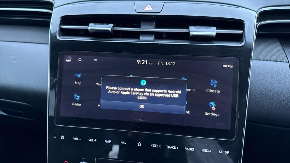 Apple Car Play & Android Auto