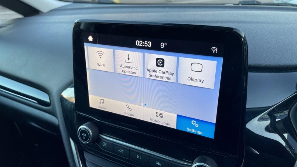 Apple Car Play & Android Auto