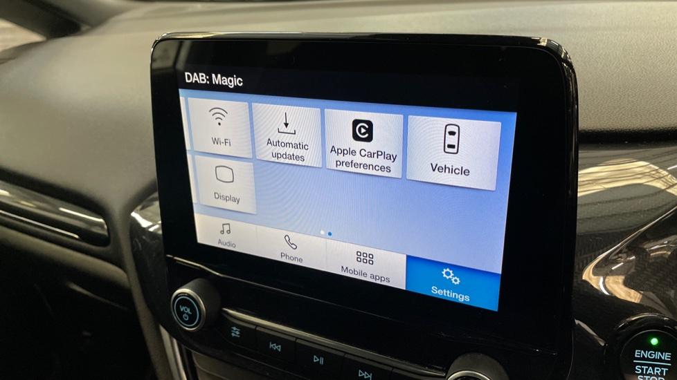 Apple Car Play & Android Auto