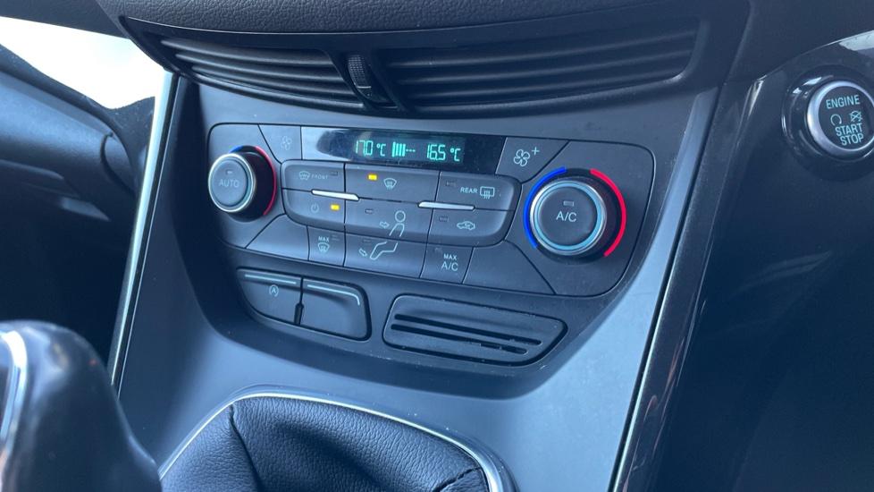 Dual Zone Climate Control 