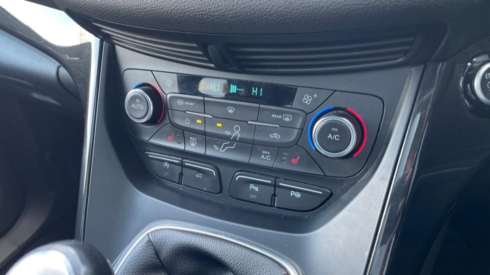 Dual Zone Climate Control 