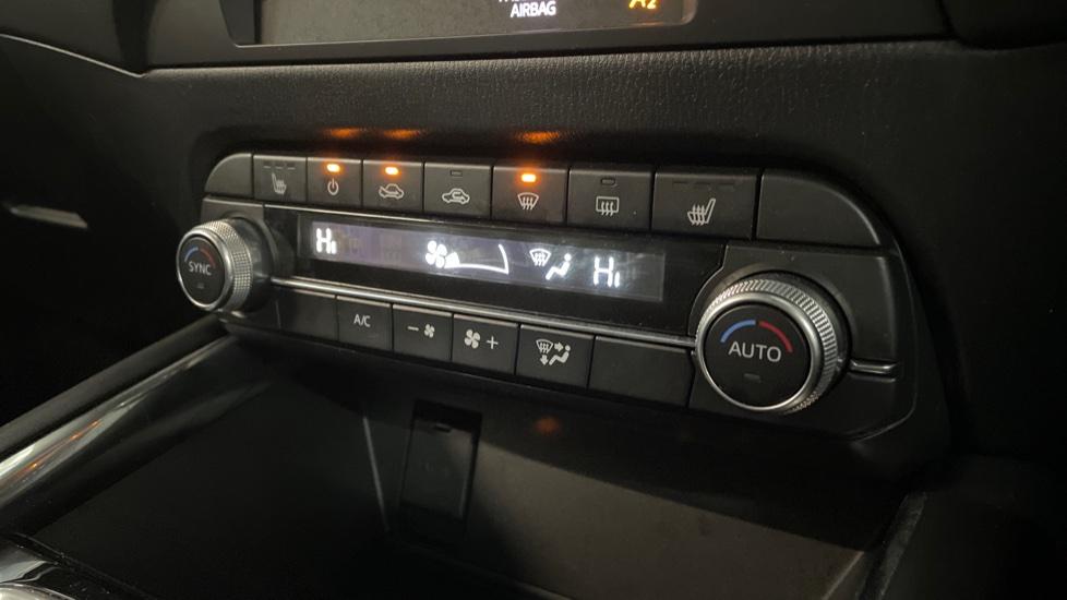 Dual Zone Climate Control 