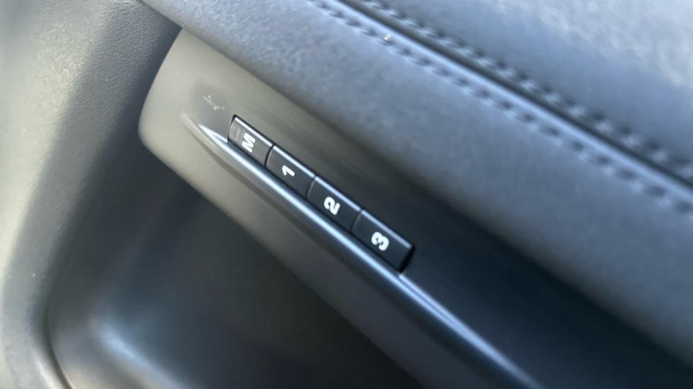 Seat memory