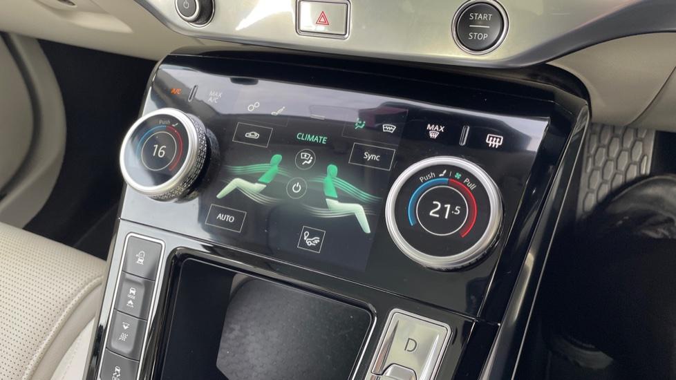 Dual Zone Climate Control 