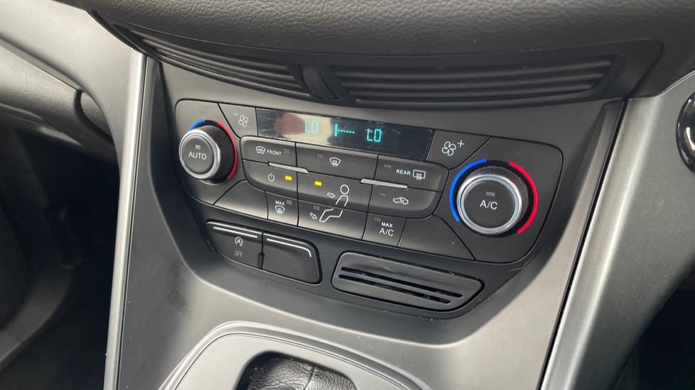 Dual Zone Climate Control 