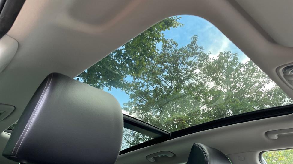 Sliding Panoramic Sunroof 