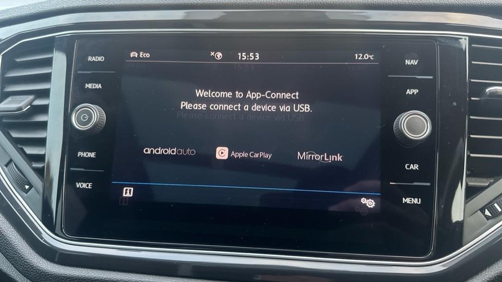 Apple Car Play & Android Auto