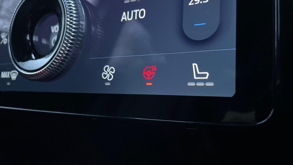 Heated Steering Wheel 