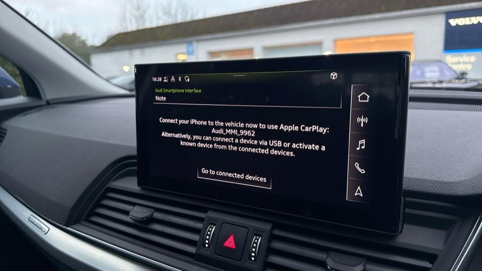 Apple Car Play & Android Auto