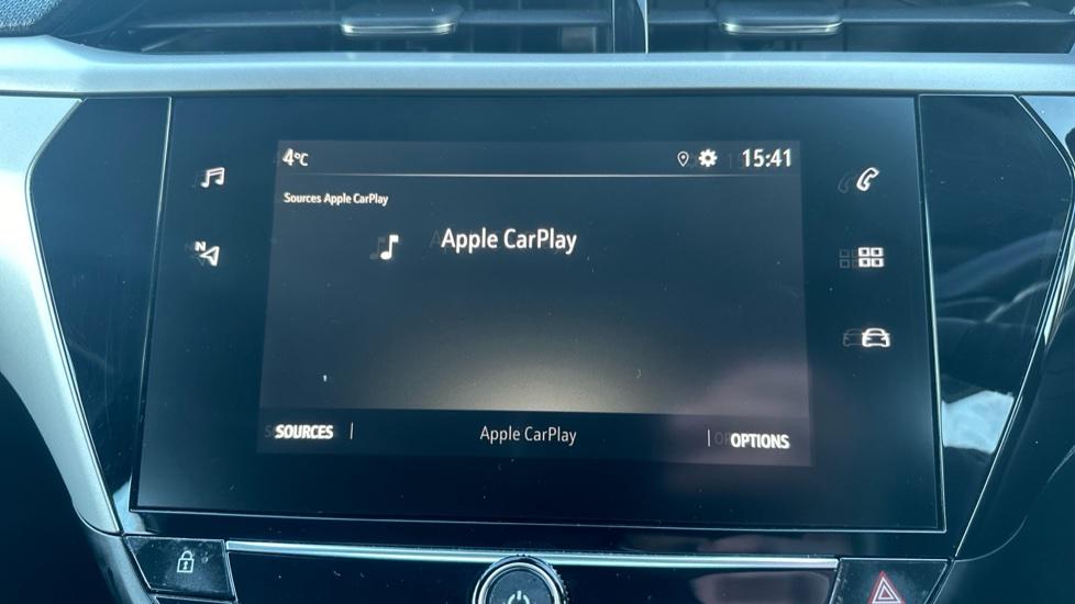 Apple Car Play